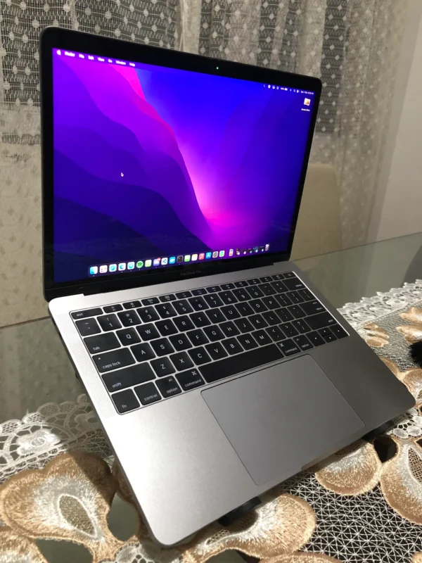 MACBOOK PRO 2017 13" – Image 2